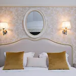 Hôtel Saint-Pétersbourg Opéra&Spa