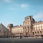 Hotel Saint-pétersbourg Opéra&spa 4*