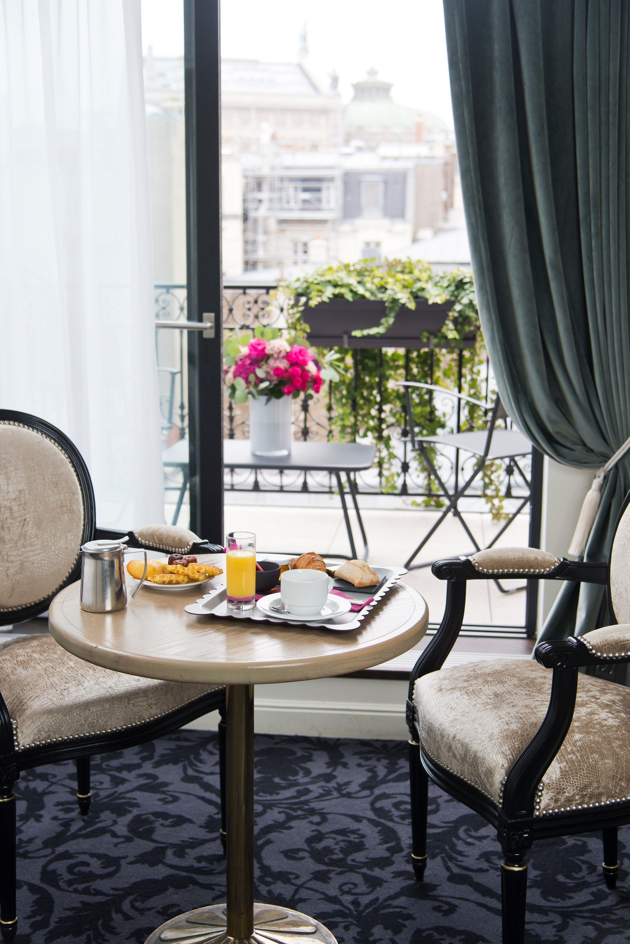 Hotel Saint-pétersbourg Opéra&spa 4*