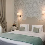 Saint-petersbourg Opera & 4*
