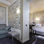 Saint-petersbourg Opera & Hotel Paris