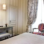 Saint-petersbourg Opera & 4*