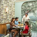 Hotel Saint-petersbourg Opera &