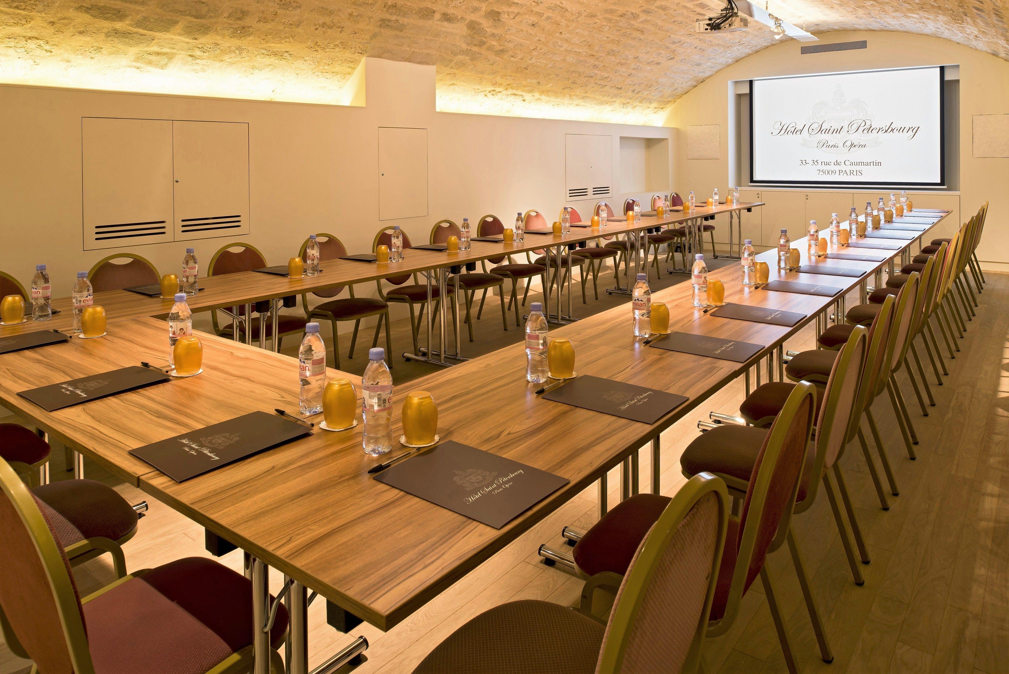 Hotel Saint-petersbourg Opera & 4*