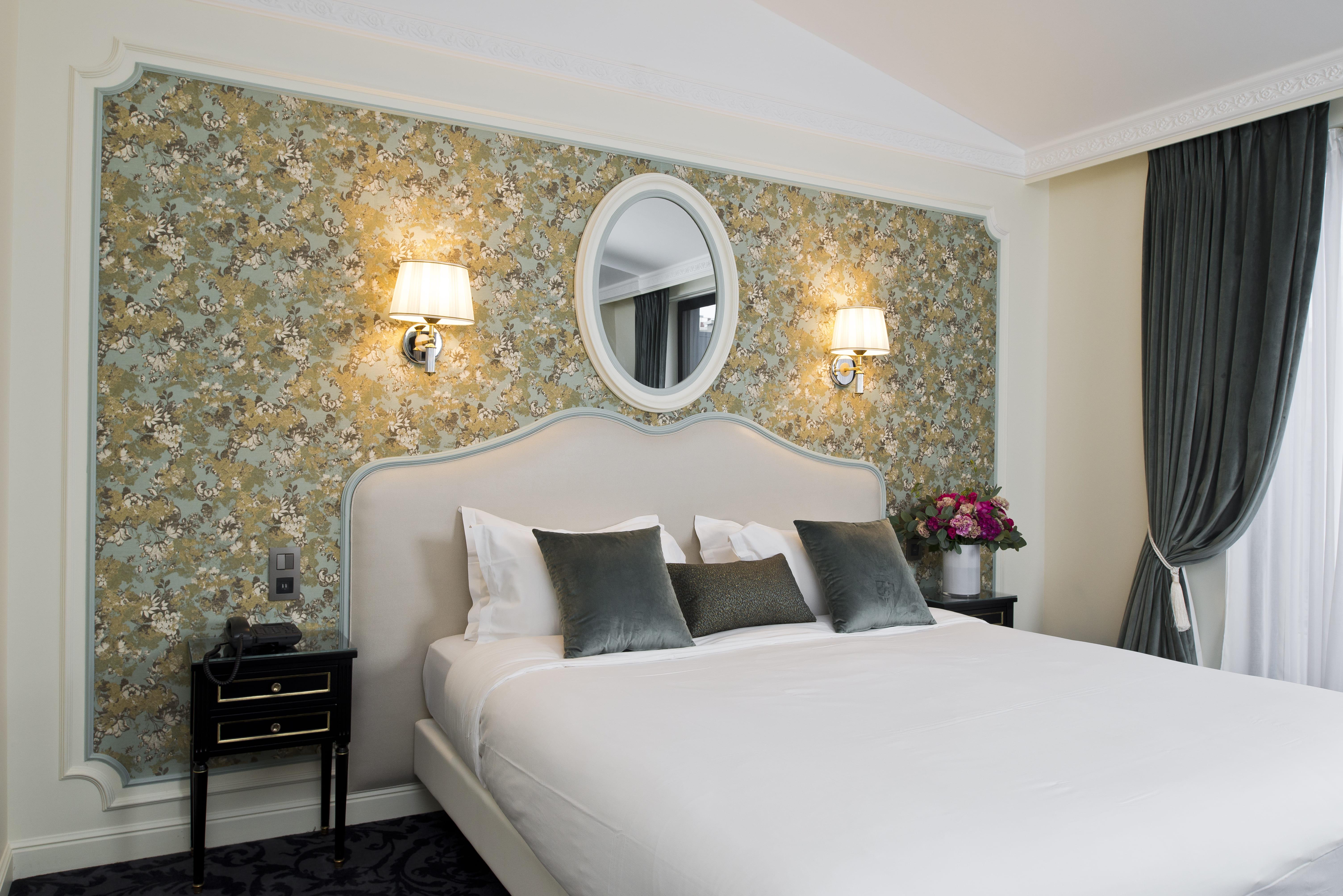 Hotel Saint-petersbourg Opera & 4*